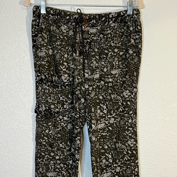 Anthropologie Hei Hei boho green & white floral lightweight pants Vacay Tropical - Picture 2 of 11